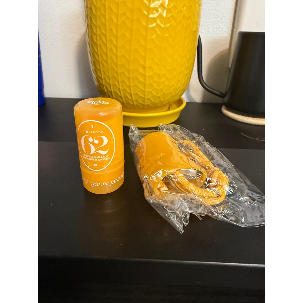 Sol de Janeiro Cheirosa 62 Jelly Perfume Balm with Lanyard Accessory Set
